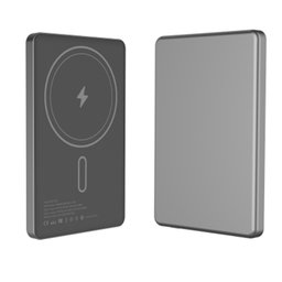 باور بانك مغناطيسي من Miccell بقوة 15 واط Miccell 15W Magnetic Power Bank