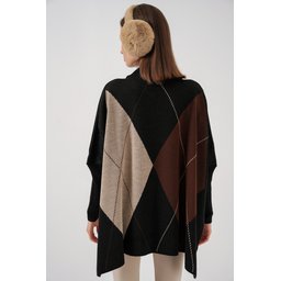 كنزة بونشو تريكو واسعة 15783 بفتحات جانبية - أسود 15783 Oversize Slit Poncho Knit Sweater - Black