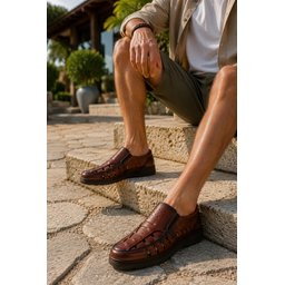 صندل MUGGO ROVERY رجالي يومي مريح بفتحات - توباكو MUGGO ROVERY Men's Casual Comfortable Perforated Sandals - Taba