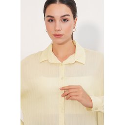 قميص نسائي فضفاض مخطط 20407 - أصفر Women's Striped Oversize Shirt 20407 - Yellow