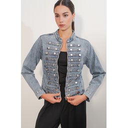 جاكيت جينز نسائي أزرق بقصة ضيقة بأزرار 0764 Women's Slim Fit Buttoned Denim Jacket 0764 - Blue