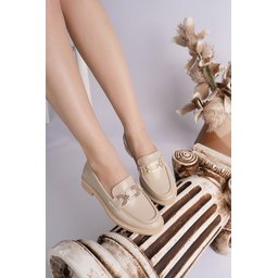 حذاء لوفر نسائي Muggo ARVEN بتفاصيل حجرية وإبزيم معدني - بيج Muggo ARVEN Women's Loafer Shoes with Stone Details & Metal Buckle - Tan