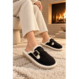 شبشب نسائي من Muggo CLAY شتوي مبطن بالفرو مع إبزيم - أسود Muggo CLAY Women's Plush Winter House Slipper with Fur Lining & Buckle - Black
