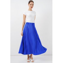 تنورة بليسيه 8009 بمظهر الجلد - لون أزرق ملكي 8009 Pleated Skirt with Leather Look - Royal Blue