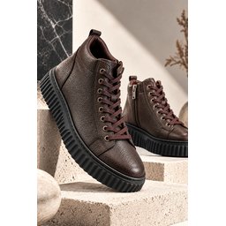 حذاء Muggo DREX رجالي شتوي يومي جلد طبيعي برباط ونعل سميك - بني Muggo DREX Men's Genuine Leather Lace-Up Thick Sole Winter Daily Boots - Brown