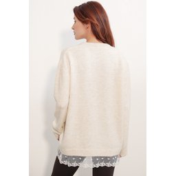 كنزة نسائية تريكو فضفاضة بتفاصيل تول 15968 - كريم Women's Oversize Knit Sweater with Tulle Detail 15968 - Cream