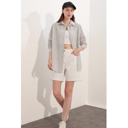 قميص نسائي مخطط واسع 20412 - أسود Women's Oversize Striped Shirt 20412 - Black