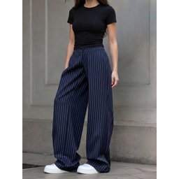 بنطال كحلي مقلم واسع الساق Wide leg pant