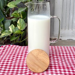 دولكة زجاج بايركس Glass pitcher