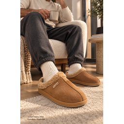 Muggo LAFONT شبشب رجالي شتوي مبطن بالفرو مريح - توباكو Muggo LAFONT Men's Winter Fur-Lined Comfortable Home Slippers - Tobacco