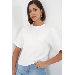 تيشيرت نسائي أبيض بتفاصيل حجرية - موديل 990 Women's Stone Detailed T-Shirt 990 - White