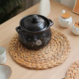 مفرش خوص دائري Round wicker mat..