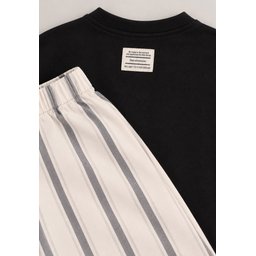 طقم مخطط موسمي للأطفال 2-10 سنوات - أسود Seasonal Striped Kids' Set 2-10 Years - Black