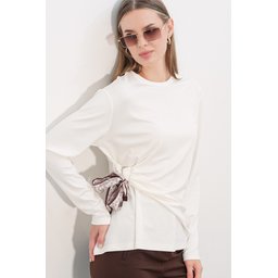 بلوزة نسائية بيضاء بأكمام طويلة وتفاصيل وشاح 40000 Women's Long Sleeve Blouse with Scarf Detail 40000 - White