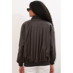جاكيت بومبر 0698 من الجلد الصناعي المطبوع - بني 0698 Printed Faux Leather Bomber Jacket - Brown