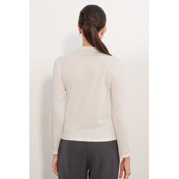 بلوزة نسائية بأكمام طويلة وتفاصيل مشبك 40046 - أبيض Women's Long Sleeve Blouse with Buckle Detail 40046 - White