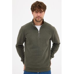 سويت شيرت رجالي قطني بياقة قائمة وسحاب نصفي، قصة عادية، لون كاكي Men's Khaki Standard Fit Cotton Half-Zip Stand-Up Collar Sweatshirt