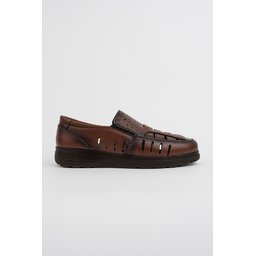صندل MUGGO ROVERY رجالي يومي مريح بفتحات - توباكو MUGGO ROVERY Men's Casual Comfortable Perforated Sandals - Taba
