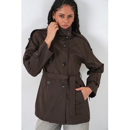 ترنشكوت نسائي قصير بياقة متقاطعة 5980 - بني Women's Crossover Collar Short Trench Coat 5980 - Brown