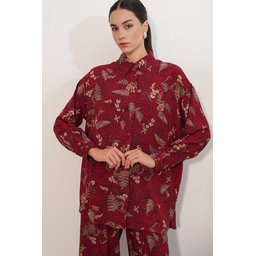 طقم نسائي قطعتين بنقشة قميص وبنطلون واسع - 30098 - خمري Women's Patterned Oversize Shirt & Pants Two-Piece Set - 30098 - Burgundy