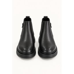 حذاء تشيلسي رجالي MUGGO LENOX جلد طبيعي بسحاب ونعل سميك - أسود MUGGO LENOX Men's Genuine Leather Chelsea Boots with Zipper & Chunky Sole - Black