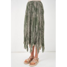 تنورة نسائية شيفون تُل غير متماثلة 8061 - لون Çağla Women's Asymmetrical Tulle Chiffon Skirt 8061 - Çağla Color