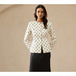 بليزر كلاسيكي أنيق بنقشة البولكا دوت من Polka Dot Blazer