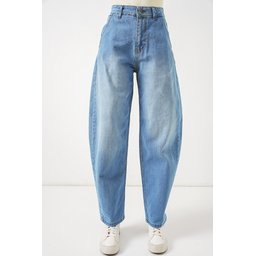 6689 بنطلون جينز باغي نسائي بخصر عالٍ - أزرق فاتح 6689 Women's High-Waist Baggy Jeans - Light Blue