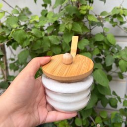 شكردان زجاج Sugar bowl