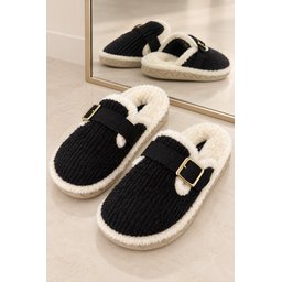 شبشب نسائي من Muggo CLAY شتوي مبطن بالفرو مع إبزيم - أسود Muggo CLAY Women's Plush Winter House Slipper with Fur Lining & Buckle - Black