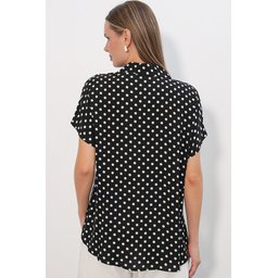3711 قميص نسائي منقط بنصف كم - أسود 3711 Women's Polka Dot Half Sleeve Shirt - A.Siyah