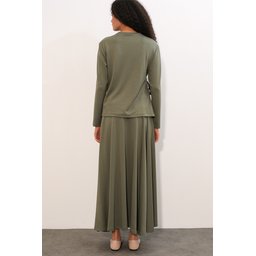 طقم بلوزة وتنورة نسائي مع وشاح 8077 - لون Çağla Women's Blouse and Skirt Set with Scarf 8077 - Çağla Color