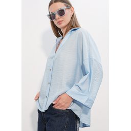 قميص نسائي واسع الأكمام فضفاض 20401 - أزرق Women's Wide Sleeve Oversize Shirt 20401 - Blue