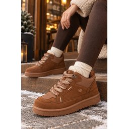 حذاء رياضي نسائي Muggo REXTON شتوي برباط ونعل سميك بتفاصيل فرو - توبا Muggo REXTON Women's Winter Sneaker with Fur Detail, Chunky Sole & Laces - Taba