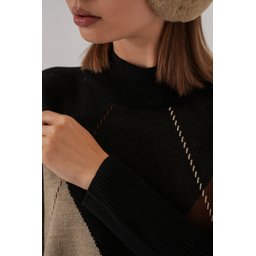 كنزة بونشو تريكو واسعة 15783 بفتحات جانبية - أسود 15783 Oversize Slit Poncho Knit Sweater - Black