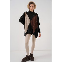 كنزة بونشو تريكو واسعة 15783 بفتحات جانبية - أسود 15783 Oversize Slit Poncho Knit Sweater - Black