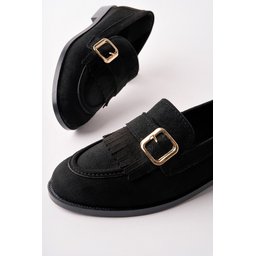 حذاء لوفر نسائي MUGGO TUFT أسود شمواه بتوكة ذهبية وشرابة MUGGO TUFT Black Suede Women's Loafer Shoes with Gold Buckle & Tassel