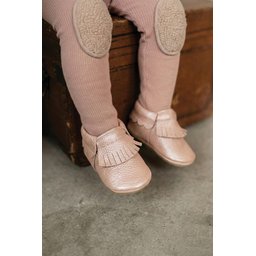 حذاء أطفال جلدي - لون بودرة (مقاس 17-21) Leather Baby Shoes - Powder Pink (Sizes 17-21)