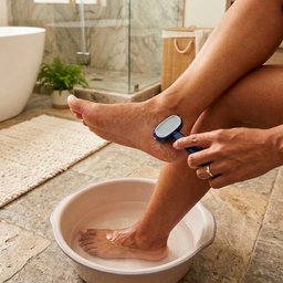 أداة ومبرد تقشير وتنظيف القدمين Professional Foot File Callus Remover for Pedicure