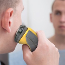 ماكينة حلاقة للرجال PR1855 Virtually Indestructible Rotary
