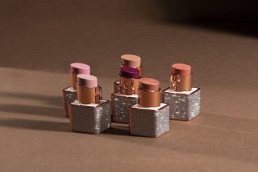 احمر شفاه لامع  Lip Stylo Plump 