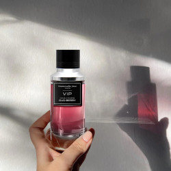 ايمانويل جين عطر في اي بي عود بيري للنساء  Emmanuelle Jane Vip Oud Berry Eau de Parfum Women's Perfume 