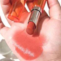 احمر شفاه مرطب Wanna Shine Lipstick