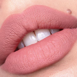 قلم محدد الشفاه Plumping Lip Liner