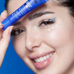 كريم معالج لتحت العيون Instant Bright Eye Cream