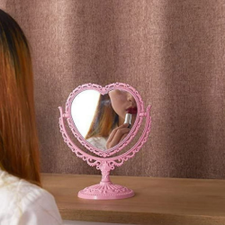 مرآة منضدية على شكل قلب Heart Shape Stand Mirror