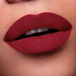 احمر شفاه مات Ultra Matte Lipstick