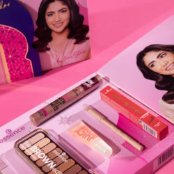 سيت مكياج 10 قطع Eid Beauty Calendar Gift 10 Pcs Set by Noor Stars