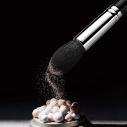 فرشاة وجه مدببة F627 Tapered Face Brush F627