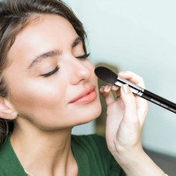فرشاة وجه مدببة F627 Tapered Face Brush F627